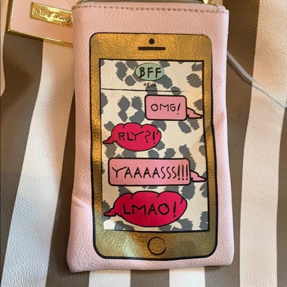 Betsey Johnson Matching Bag + Phone Holder - Picture 2 of 4